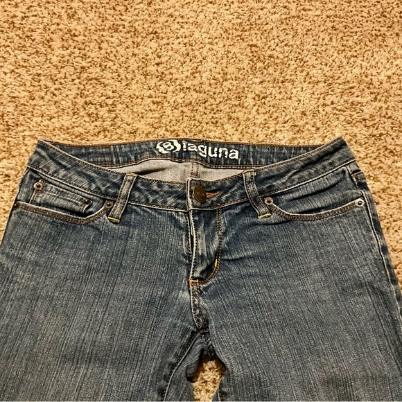 Women's Medium Wash Laguna Bootcut Jeans - Picture 2 of 4